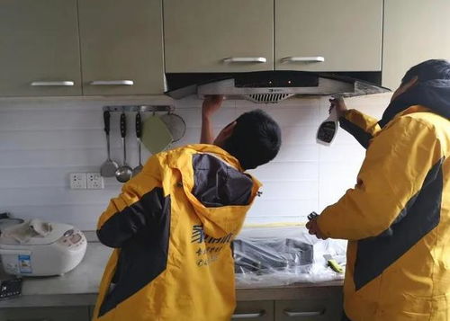 高齡老人行動不便？社區公益服務上門解憂，家電清洗安裝不再難